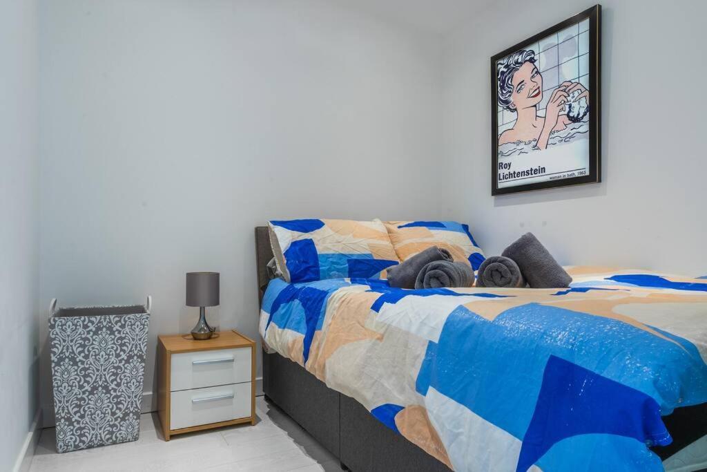 Cool Dalston Studio With Balcony And Gym Apartment Londra Exterior foto
